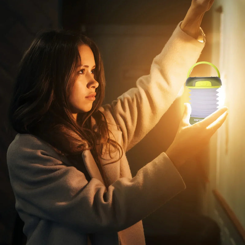 Lâmpada de acampamento dobrável portátil BASK com tempo de iluminação super longo de 50 horas